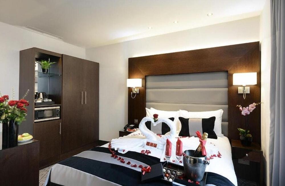 Park Grand London Lancaster Gate Londres Exterior foto A bedroom at the hotel