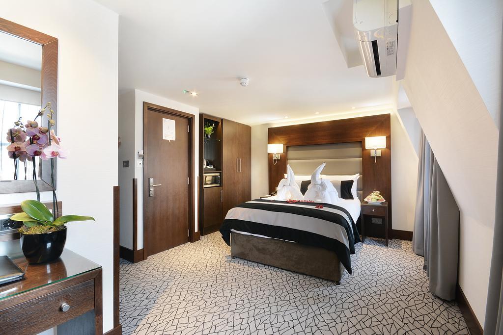 Park Grand London Lancaster Gate Londres Exterior foto A room at the hotel